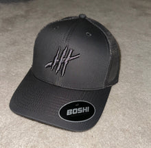 Load image into Gallery viewer, New kids trucker cap
