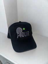 Load image into Gallery viewer, Black &amp; grey padel youths cap with grey logo
