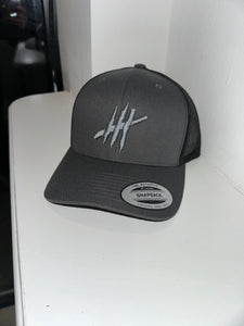 Grey & black trucker cap with grey logo