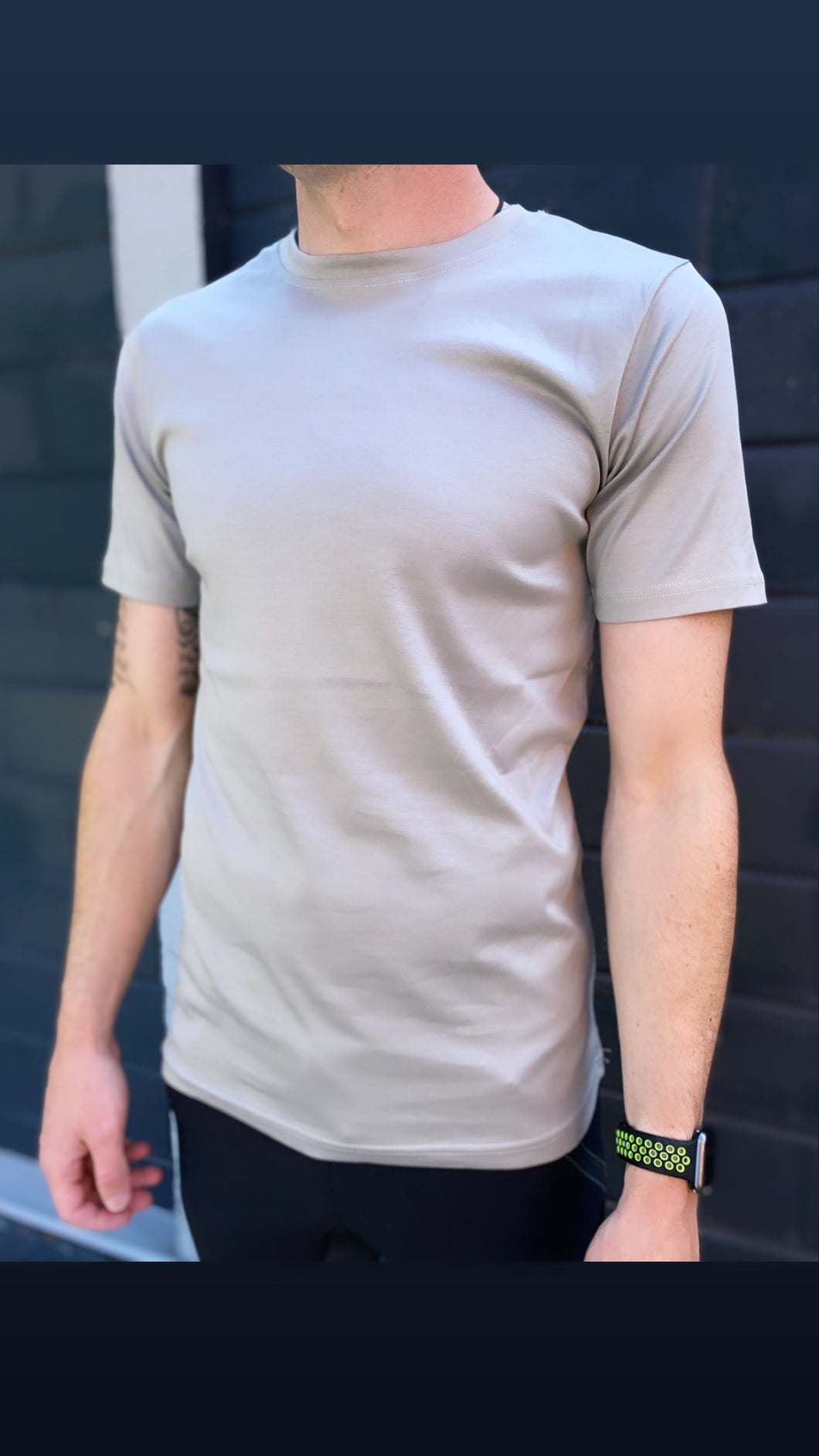 Men’s light grey T-shirt